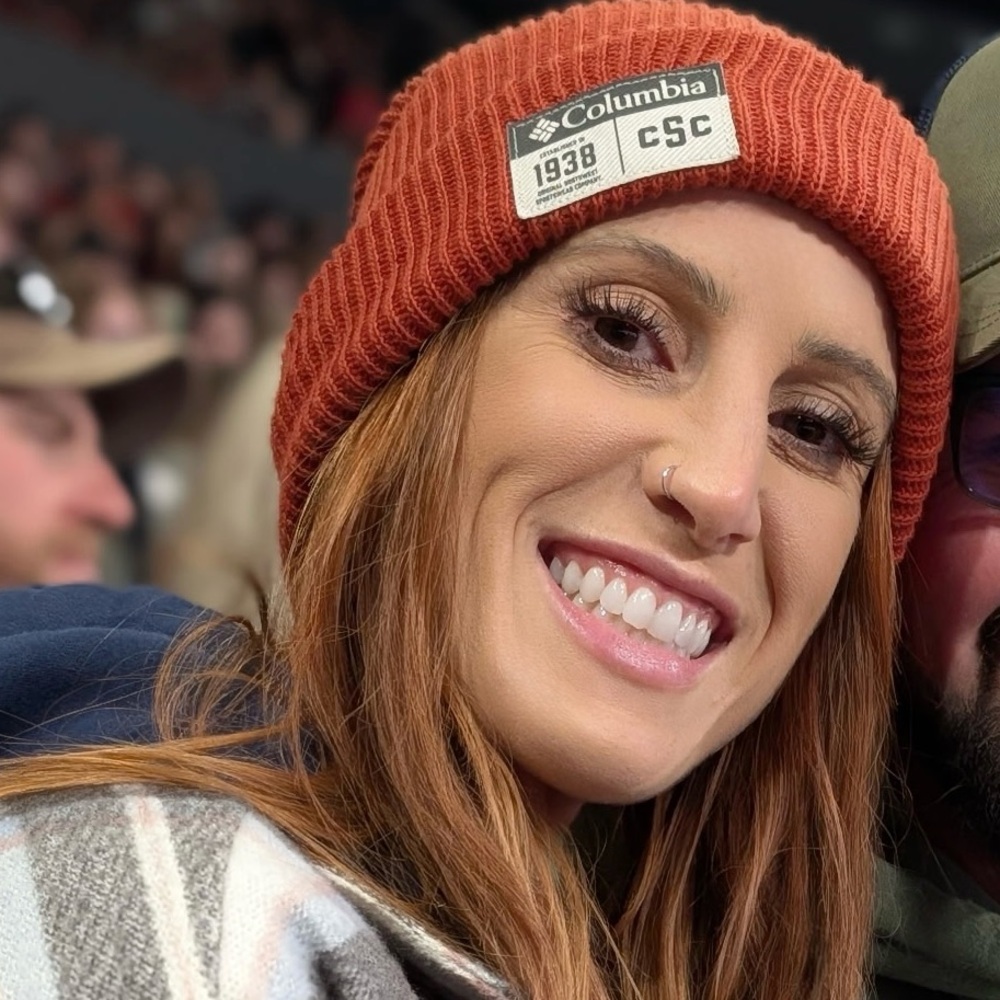 Meet your Posher, Tia